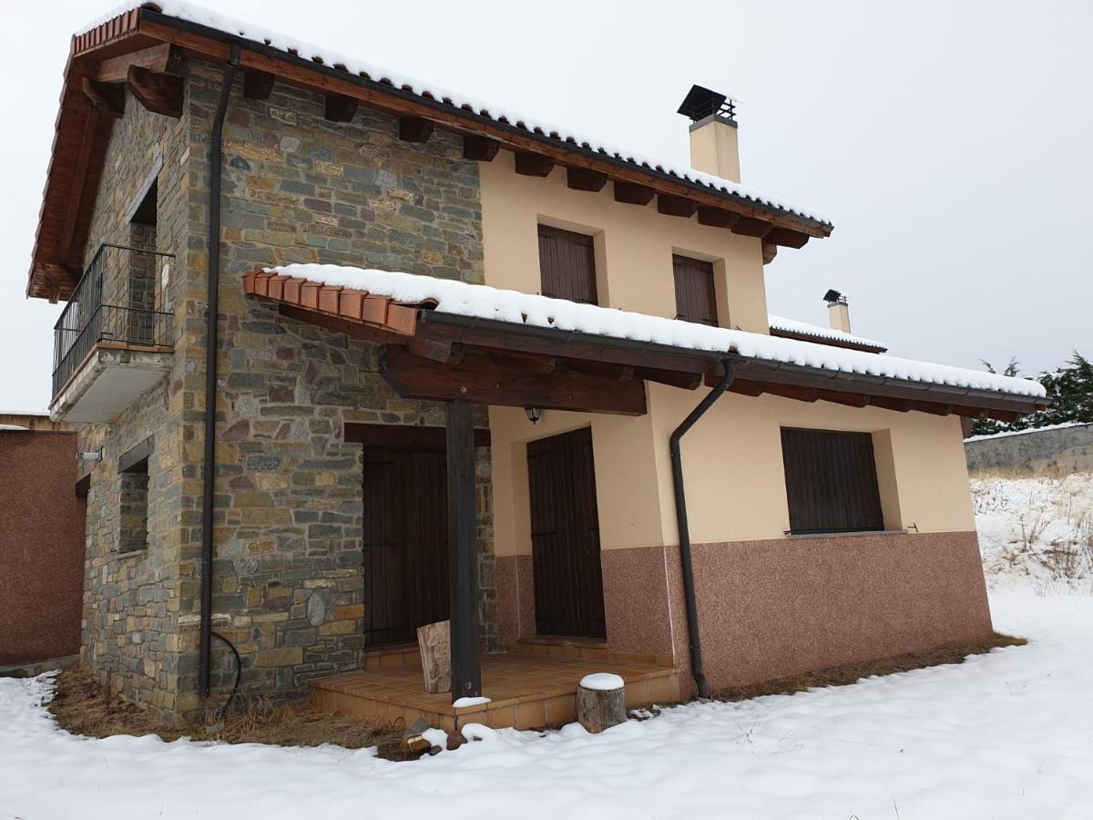 Chalet En El Pirineo De Aragon Neril Bagian luar foto