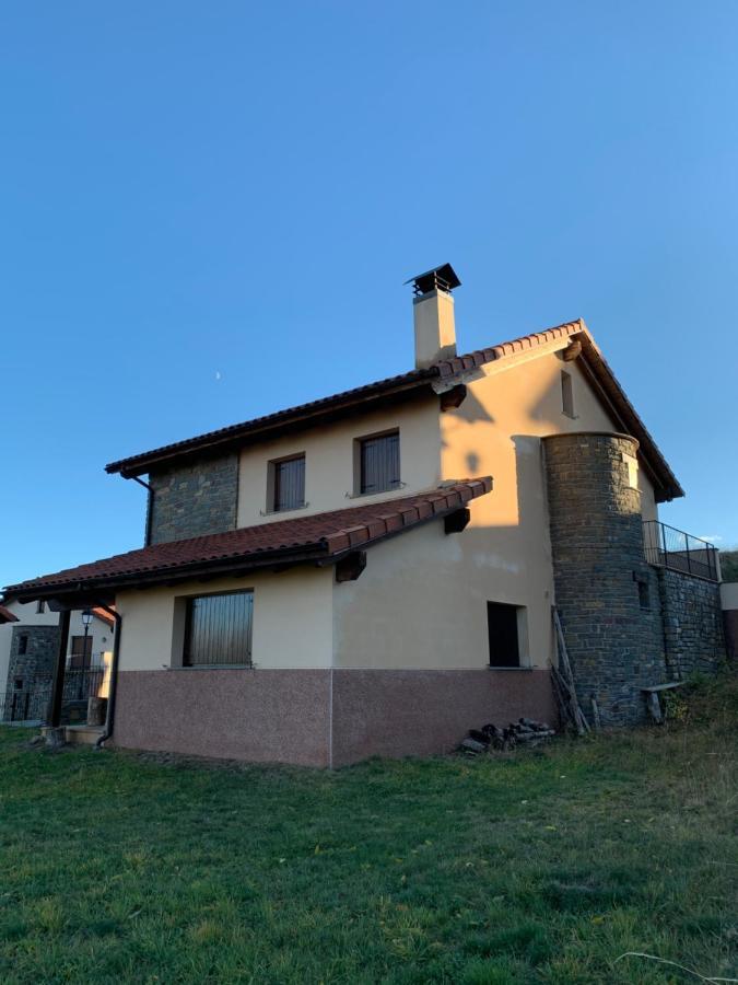 Chalet En El Pirineo De Aragon Neril Bagian luar foto